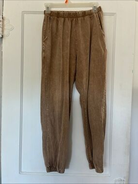 Sozy mineral wash joggers
